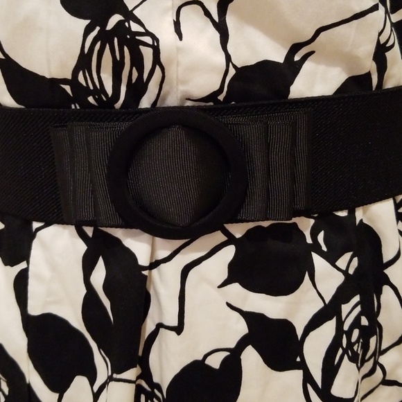 3/$20 F21 Spaghetti Strap Floral Dress PinUp M - Picture 7 of 8